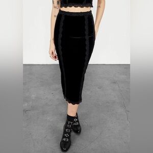 disturbia majesty midi skirt size 8